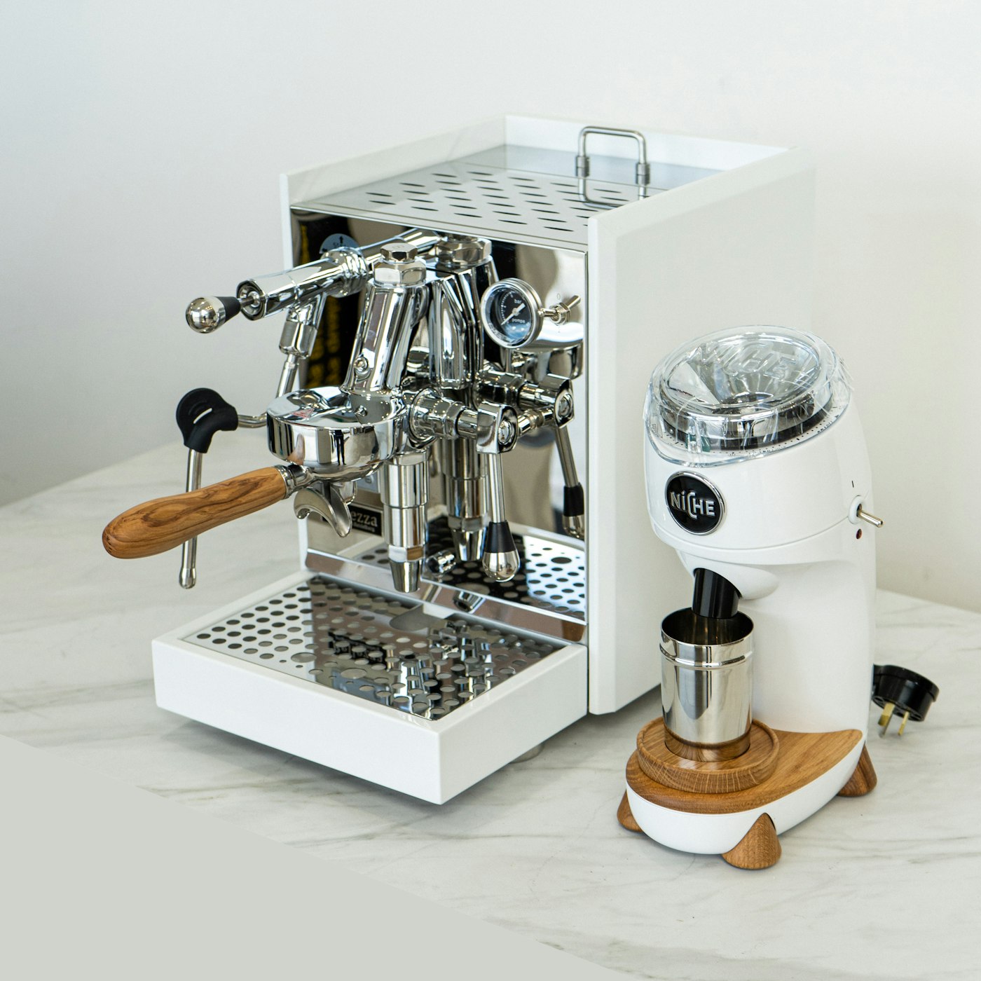 Instalación de cafetera comercial